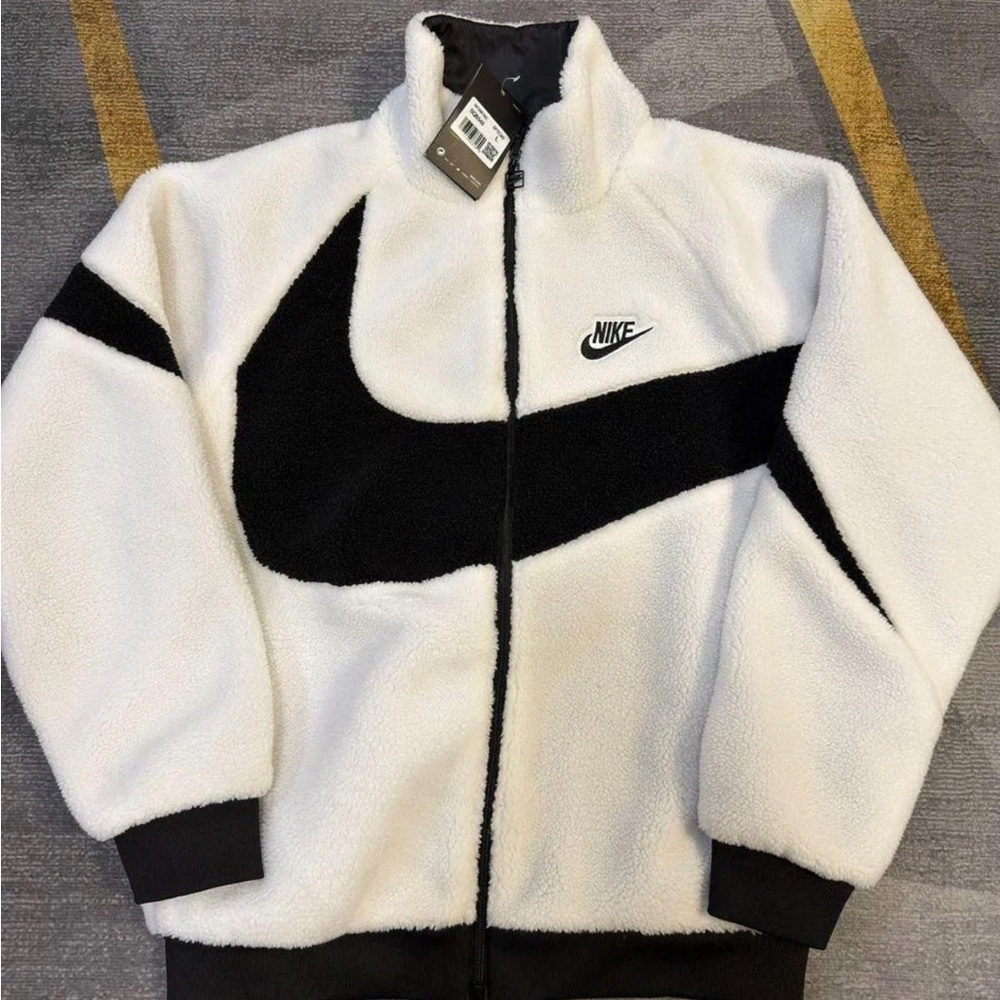 Nike fleece jacket